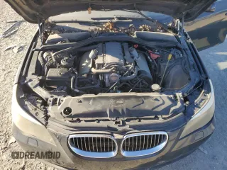 2005 BMW 5 Series 545i with VIN WBANB33505CN67031, listed as a Copart auction lot 84427644 with 204,870 mi miles and Clean Title. Bid and sale history available at carsss.com. Image 11.