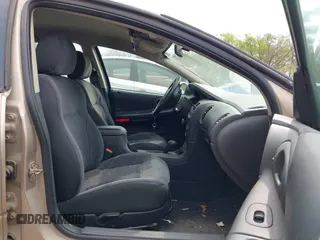 2004 Dodge Intrepid SE with VIN 2B3HD46R74H627091, listed as a IAAI auction lot 41970132 with 96,483 mi miles. Bid and sale history available at carsss.com. Image 5.