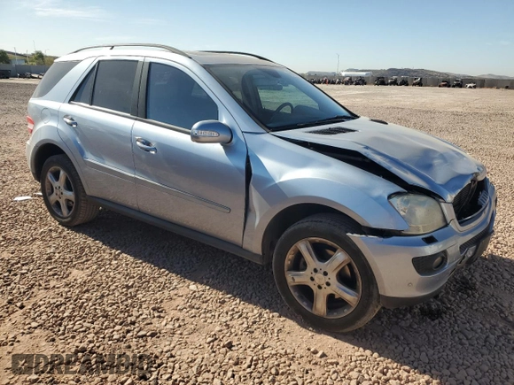 2008 Mercedes-Benz M 320 CDI with VIN 4JGBB22E58A404744, listed as a Copart auction lot 86118164 with 216,310 mi miles and Salvage Title. Bid and sale history available at DreamBid. Image 4.