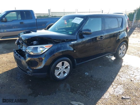 2015 Kia Soul with VIN KNDJN2A20F7793818, listed as a IAAI auction lot 41851307 with 97,481 mi miles. Bid and sale history available at carsss.com. Image 17.