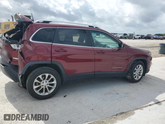 2019 Jeep Cherokee Latitude with VIN 1C4PJLCB8KD357724, listed as a Copart auction lot 51412395 with 0 mi miles and Salvage Title. Bid and sale history available at carsss.com. Image 3.