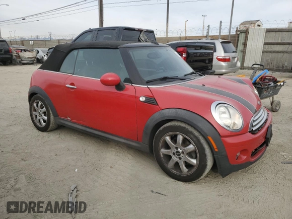 2010 MINI Convertible с VIN WMWMR3C56ATU97164, выставлен на аукционе Copart как лот 83908904 с пробегом 153 936 миль миль и Списание • Salvage title. История ставок и продаж доступна на DreamBid. Изображение 4.