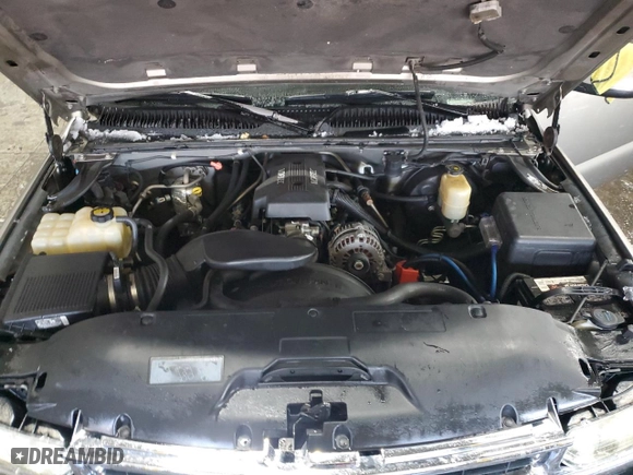 2000 Chevrolet Silverado 1500 LS with VIN 2GCEC19T8Y1166508, listed as a Copart auction lot 89331625 with 177,332 mi miles and Salvage Title. Bid and sale history available at carsss.com. Image 11.