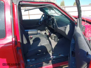 2003 Ford Ranger XL Fleet with VIN 1FTZR45E33PA22384, listed as a IAAI auction lot 42047433 with 195,822 mi miles. Bid and sale history available at carsss.com. Image 5.