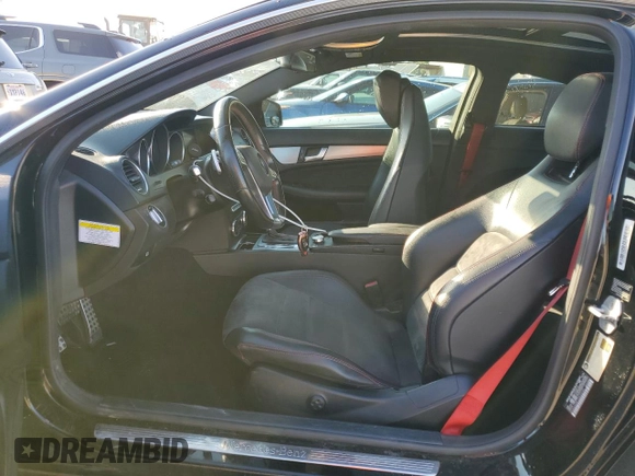 2013 Mercedes-Benz C C 350 with VIN WDDGJ5HB1DG053792, listed as a Copart auction lot 71018844 with 123,796 mi miles and Salvage Title. Bid and sale history available at carsss.com. Image 7.