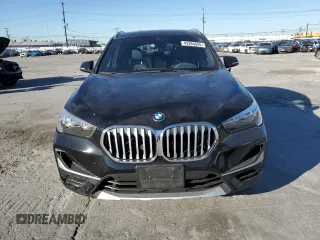 2021 BMW X1 sDrive28i with VIN WBXJG7C03M5T10112, listed as a Copart auction lot 49386695 with 46,869 mi miles and Salvage Title. Bid and sale history available at DreamBid. Image 5.