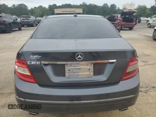 2010 Mercedes-Benz C 300 Sport z VIN WDDGF5EB6AR112535, wystawiony jako Copart lot #55605945 z przebiegiem 133 691 mil mil oraz Szkoda całkowita • Salvage title. Historia ofert i sprzedaży dostępna na DreamBid. Obrazek 6.