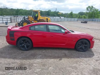 2013 Dodge Charger RT with VIN 2C3CDXCT7DH647923, listed as a IAAI auction lot 41934831 with 136,015 mi miles. Bid and sale history available at carsss.com. Image 14.