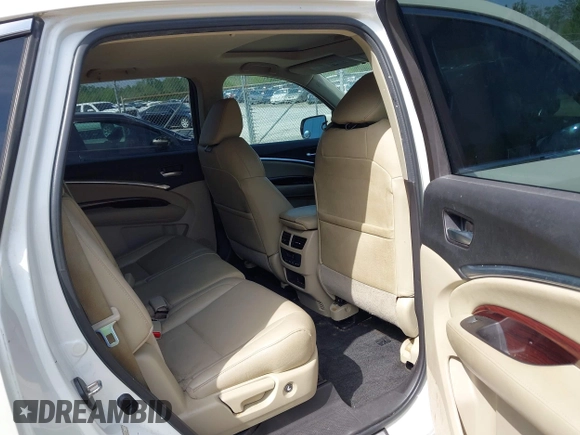 2014 Acura MDX with VIN 5FRYD3H25EB016572, listed as a IAAI auction lot 41924701 with 121,346 mi miles and . Bid and sale history available at DreamBid. Image 8.