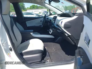 2017 Toyota Prius Two with VIN JTDKARFU4H3051645, listed as a IAAI auction lot 41991804 with 301,338 mi miles. Bid and sale history available at carsss.com. Image 5.