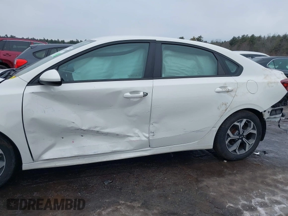2020 Kia Forte LXS with VIN 3KPF24AD6LE246625, listed as a IAAI auction lot 41661690 with 93,524 mi miles and . Bid and sale history available at carsss.com. Image 17.