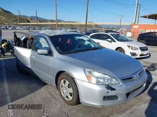 2007 Honda Accord LX с VIN 1HGCM56477A173500, выставлен на аукционе IAAI как лот 42239767 с пробегом 142 742 миль миль и . История ставок и продаж доступна на DreamBid. Изображение 1.