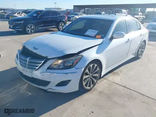 2014 Hyundai Genesis 5.0L R-Spec with VIN KMHGC4DH4EU264721, listed as a IAAI auction lot 41739482 with 120,452 mi miles. Bid and sale history available at carsss.com. Image 18.