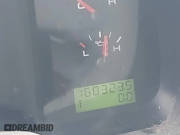 2006 Ford F-150 STX with VIN 1FTRX02WX6KB71470, listed as a IAAI auction lot 41402316 with 168,323 mi miles and . Bid and sale history available at DreamBid. Image 15.