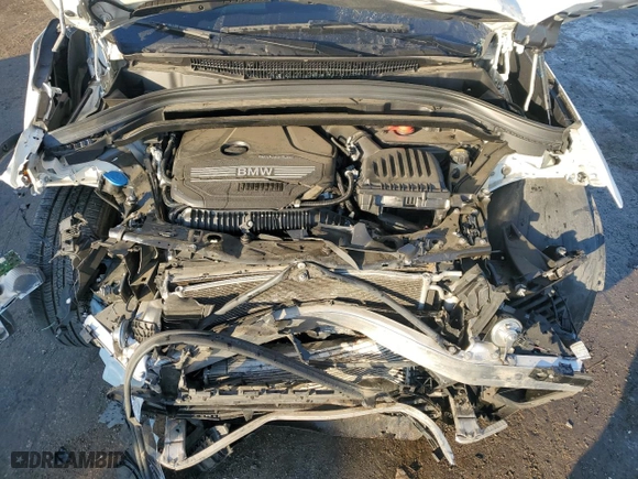2022 BMW X1 xDrive28i with VIN WBXJG9C00N5V20325, listed as a Copart auction lot 83446714 with 46,270 mi miles and Salvage Title. Bid and sale history available at carsss.com. Image 12.