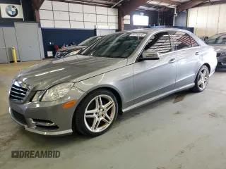 2013 Mercedes-Benz E 350 Luxury с VIN WDDHF8JB7DA749660, выставлен на аукционе Copart как лот 64742815 с пробегом 118 434 миль миль и Чистый • Clean title. История ставок и продаж доступна на DreamBid. Изображение 1.