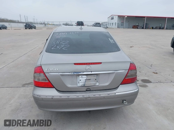 2008 Mercedes-Benz E-Class Luxury 3.5L with VIN WDBUF56X18B322372, listed as a IAAI auction lot 41784816 with 1 mi miles. Bid and sale history available at carsss.com. Image 15.