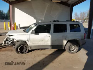 2015 Jeep Patriot Limited with VIN 1C4NJRCB9FD177233, listed as a IAAI auction lot 41443612 with 149,096 mi miles and . Bid and sale history available at DreamBid. Image 15.