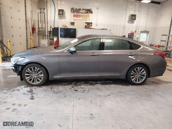 2015 Hyundai Genesis 3.8L with VIN KMHGN4JE1FU029585, listed as a IAAI auction lot 40927798 with 80,425 mi miles. Bid and sale history available at carsss.com. Image 14.