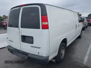 2005 Chevrolet Express Cargo with VIN 1GCGG29V551263686, listed as a IAAI auction lot 42359510 with 387,144 mi miles and . Bid and sale history available at DreamBid. Image 4.