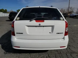 2006 Suzuki Forenza z VIN KL5JD86Z86K256922, wystawiony jako Copart lot #42201125 z przebiegiem 39 043 mil mil oraz Tytuł czysty. Historia ofert i sprzedaży dostępna na DreamBid. Obrazek 6.