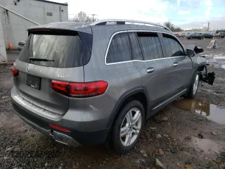 2020 Mercedes-Benz GLB with VIN WDC4M4HB8LW008734, listed as a Copart auction lot 67641352 with 37,354 mi miles. Bid and sale history available at carsss.com. Image 3.