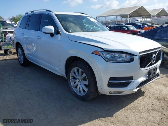 2016 Volvo XC90 T6 Momentum with VIN YV4A22PK8G1045772, listed as a IAAI auction lot 41959273 with 73,976 mi miles. Bid and sale history available at carsss.com. Image 1.