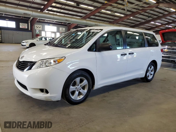 2015 Toyota Sienna L with VIN 5TDZK3DC2FS650980, listed as a Copart auction lot 54481385 with 270,983 mi miles and Clean Title. Bid and sale history available at carsss.com. Image 1.