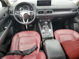 2023 Mazda CX-5 S Carbon Edition z VIN JM3KFBCM9P0158890, wystawiony jako Copart lot #53839045 z przebiegiem 26 623 mil mil oraz Szkody całkowita. Historia ofert i sprzedaży dostępna na DreamBid. Obrazek 8.