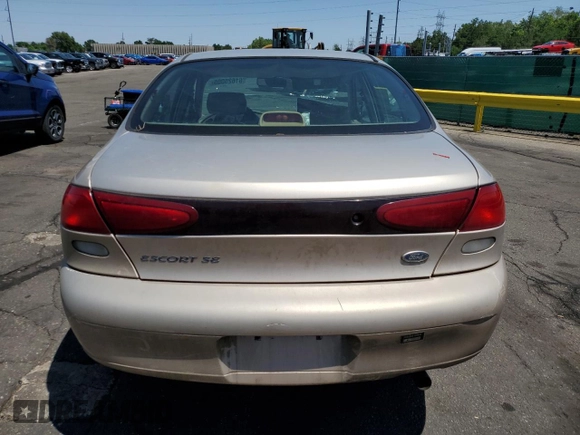 1998 Ford Escort SE with VIN 1FAFP13P7WW266180, listed as a Copart auction lot 61625005 with 143,982 mi miles and Salvage title. Bid and sale history available at DreamBid. Image 6.