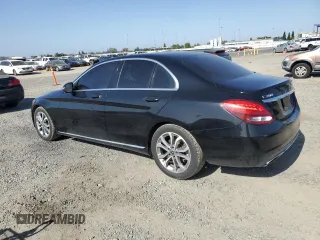 2017 Mercedes-Benz C 300 z VIN 55SWF4JB0HU219715, wystawiony jako Copart lot #60154615 z przebiegiem 130 378 mil mil oraz Czysty tytuł • Clean title. Historia ofert i sprzedaży dostępna na DreamBid. Obrazek 2.