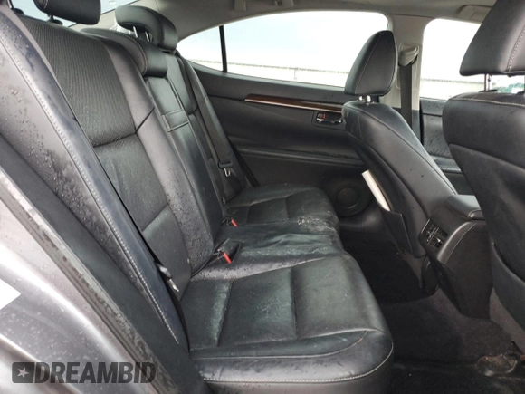 2014 Lexus ES 330 z VIN JTHBK1GG1E2093343, wystawiony jako Copart lot #55884065 z przebiegiem 150 998 mil mil oraz Szkoda całkowita • Salvage title. Historia ofert i sprzedaży dostępna na DreamBid. Obrazek 10.