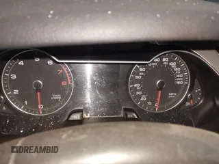 2016 Audi A4 Premium z VIN WAUAFAFL4GN008607, wystawiony jako IAAI lot #42289079 z przebiegiem Nie podano mil oraz . Historia ofert i sprzedaży dostępna na DreamBid. Obrazek 7.