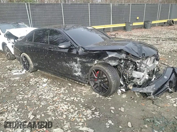 2019 Mercedes-Benz E 63 S AMG with VIN WDDZF8KBXKA552790, listed as a Copart auction lot 82524134 with 73,830 mi miles and Salvage Title. Bid and sale history available at DreamBid. Image 10.