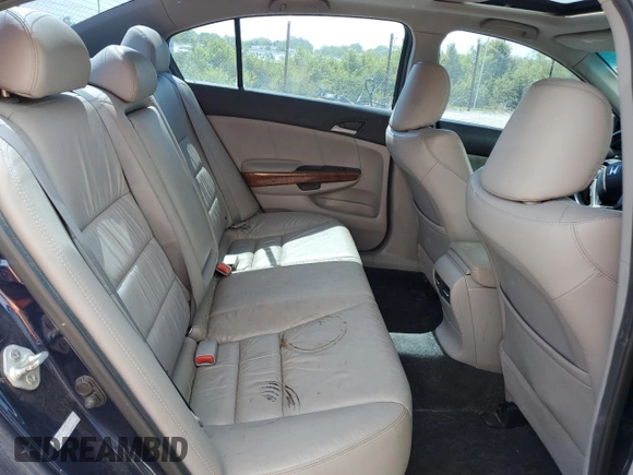 2011 Honda Accord EX-L z VIN 1HGCP3F85BA016619, wystawiony jako Copart lot #56592355 z przebiegiem 145 459 mil mil oraz Szkoda całkowita • Salvage title. Historia ofert i sprzedaży dostępna na DreamBid. Obrazek 10.