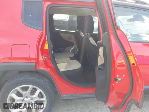 2015 Jeep Renegade Latitude with VIN ZACCJABT0FPB53417, listed as a IAAI auction lot 41861385 with 152,005 mi miles. Bid and sale history available at carsss.com. Image 8.