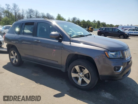 2016 Jeep Compass High Altitude with VIN 1C4NJDEB0GD709177, listed as a Copart auction lot 61248065 with 45,558 mi miles and Salvage title. Bid and sale history available at DreamBid. Image 4.