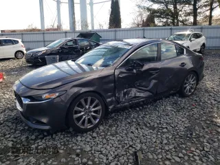 2019 Mazda 3 w/Select Pkg with VIN 3MZBPAAL0KM113155, listed as a Copart auction lot 84405104 with 55,542 mi miles and Salvage Title. Bid and sale history available at carsss.com. Image 1.