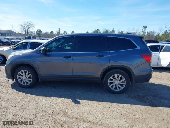 2019 Honda Pilot LX with VIN 5FNYF5H1XKB033524, listed as a IAAI auction lot 41613697 with 105,744 mi miles. Bid and sale history available at carsss.com. Image 14.