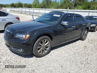 2014 Chrysler 300 S z VIN 2C3CCAGG5EH283869, wystawiony jako Copart lot #52947625 z przebiegiem 184 094 mil mil oraz Szkoda całkowita • Salvage title. Historia ofert i sprzedaży dostępna na DreamBid. Obrazek 1.