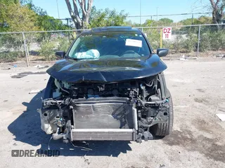 2019 Honda CR-V EX with VIN 7FARW1H58KE025104, listed as a IAAI auction lot 41750649 with 109,574 mi miles. Bid and sale history available at carsss.com. Image 6.