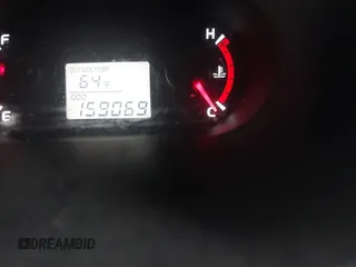 2010 Toyota Matrix z VIN 2T1KU4EE6AC330192, wystawiony jako IAAI lot #42088713 z przebiegiem 159 069 mil mil oraz . Historia ofert i sprzedaży dostępna na DreamBid. Obrazek 16.