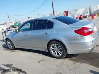 2013 Hyundai Genesis 3.8L with VIN KMHGC4DD2DU235455, listed as a IAAI auction lot 42024961 with 91,673 mi miles. Bid and sale history available at carsss.com. Image 14.