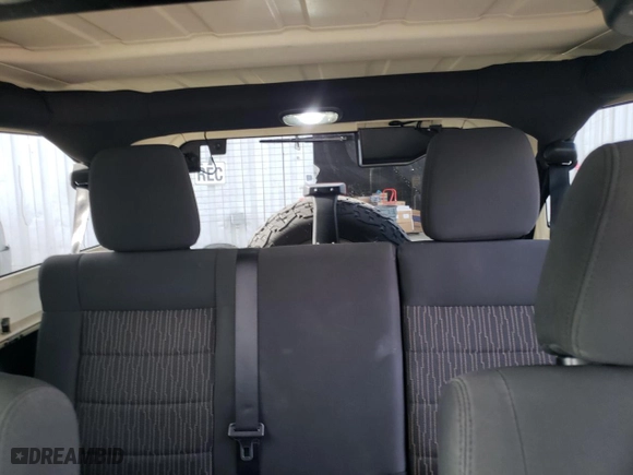 2011 Jeep Wrangler Unlimited Sahara with VIN 1J4BA5H19BL593658, listed as a Copart auction lot 71947684 with 122,323 mi miles and Salvage Title. Bid and sale history available at carsss.com. Image 10.