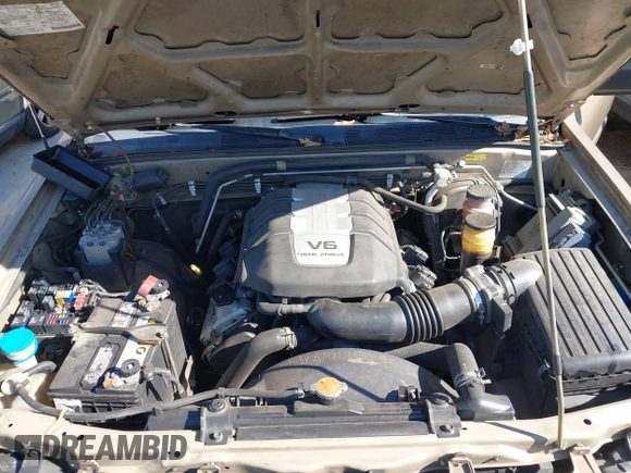 2001 Isuzu Rodeo S with VIN 4S2CK58W414322118, listed as a IAAI auction lot 41496624 with 244,189 mi miles and . Bid and sale history available at DreamBid. Image 10.