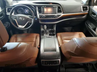 2018 Toyota Highlander Hybrid Limited with VIN 5TDDGRFH8JS039822, listed as a Copart auction lot 61665095 with 101,060 mi miles and Clean title. Bid and sale history available at DreamBid. Image 8.