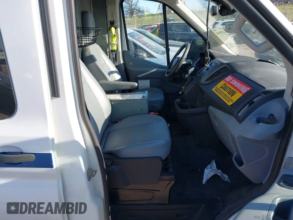 2018 Ford Transit with VIN 1FTBW2CM3JKA27829, listed as a IAAI auction lot 41989093 with 148,187 mi miles. Bid and sale history available at carsss.com. Image 5.