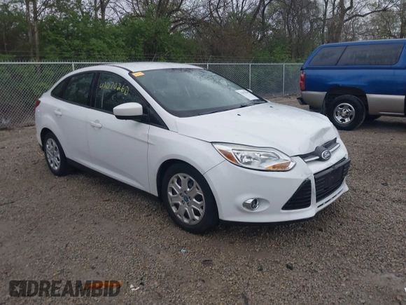 2012 Ford Focus SE with VIN 1FAHP3F21CL201889, listed as a IAAI auction lot 42070260 with 126,650 mi miles. Bid and sale history available at carsss.com. Image 1.