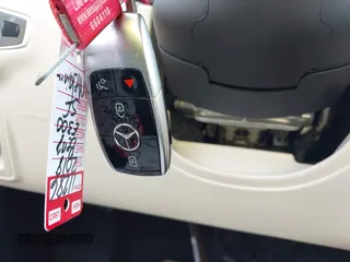 2018 Mercedes-Benz E 300 с VIN WDDZF4JB6JA301158, выставлен на аукционе IAAI как лот 42150013 с пробегом 80 872 миль миль и . История ставок и продаж доступна на DreamBid. Изображение 11.
