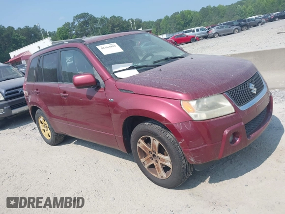 2006 Suzuki Grand Vitara Luxury z VIN JS3TE947164104865, wystawiony jako IAAI lot #42364904 z przebiegiem 189 000 mil mil oraz . Historia ofert i sprzedaży dostępna na DreamBid. Obrazek 1.